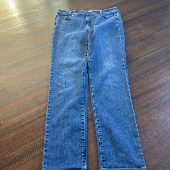 J. Jill Smooth Weekender Straight Leg Jeans - 4 - Picture 4 of 10